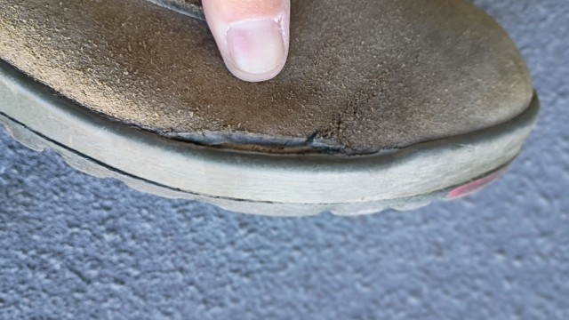 18th pair of boots, outer side of right booy